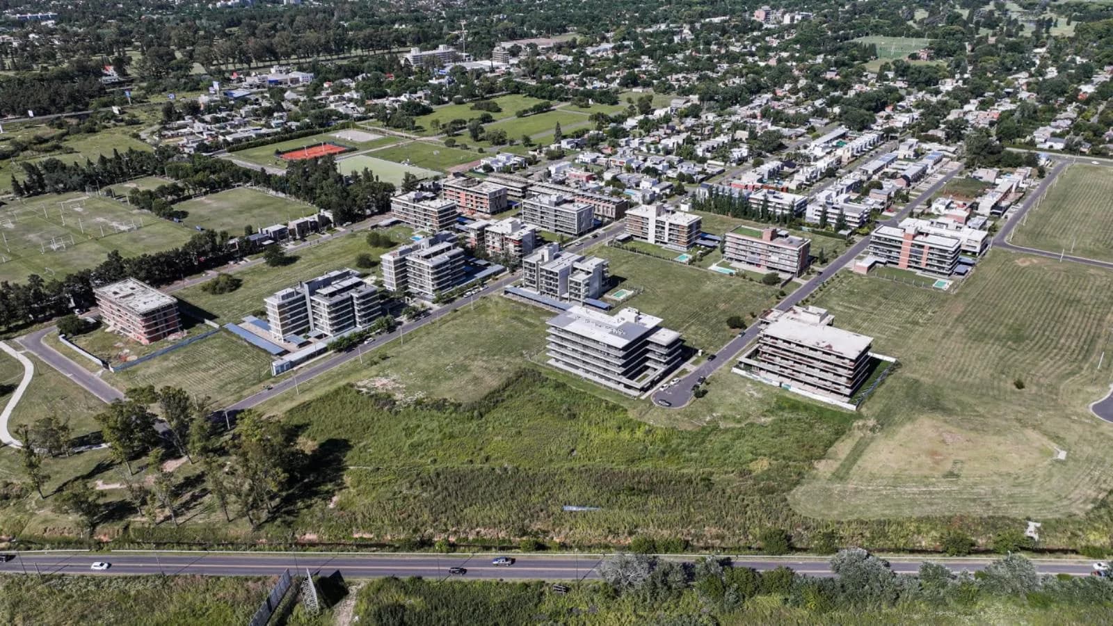 Vista aérea de Tierra Nueva y su entorno en Fisherton