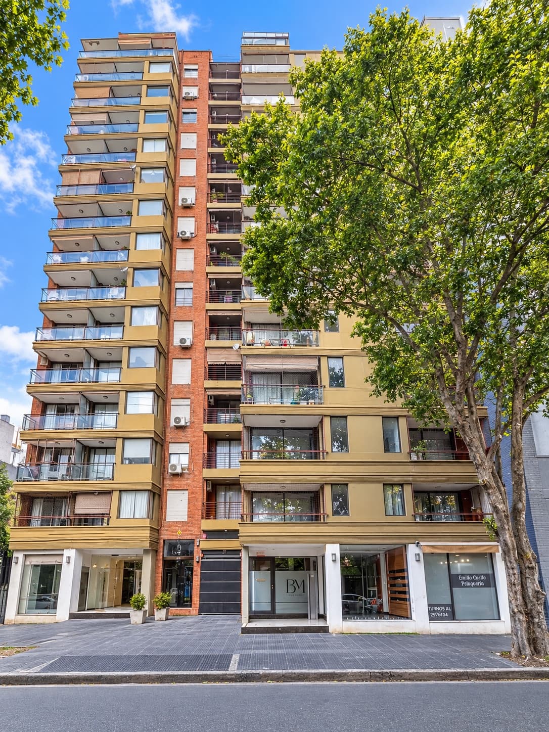 Departamento en alquiler de 1 dormitorio con cochera en Rosario. Dorrego 1063