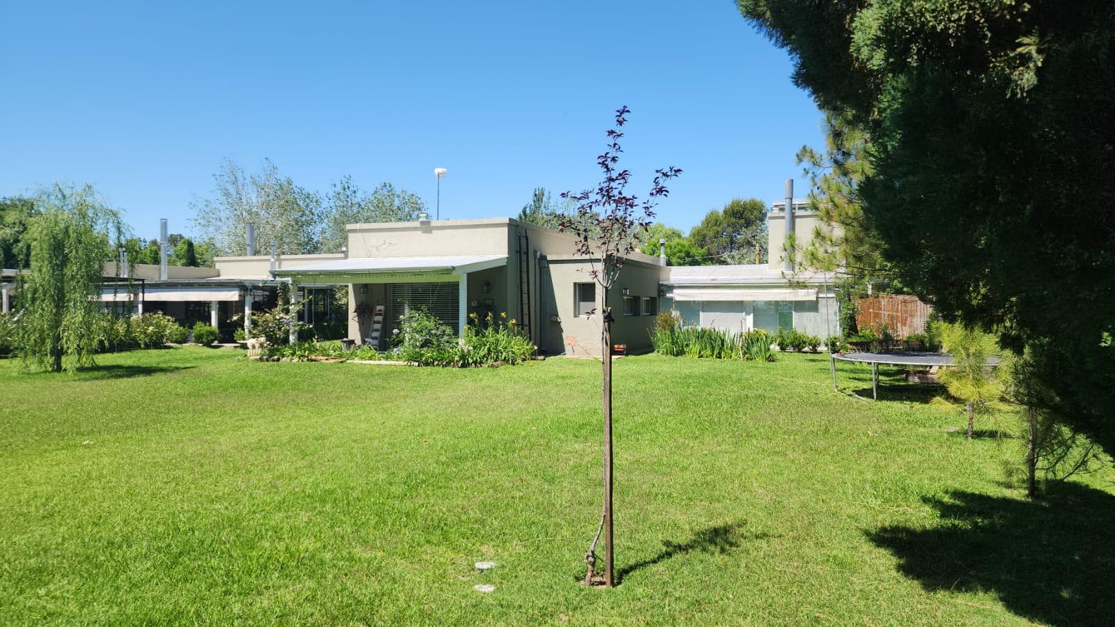Casa en venta de 4 dormitorios con pileta en Chacra Los Raigales, Roldan