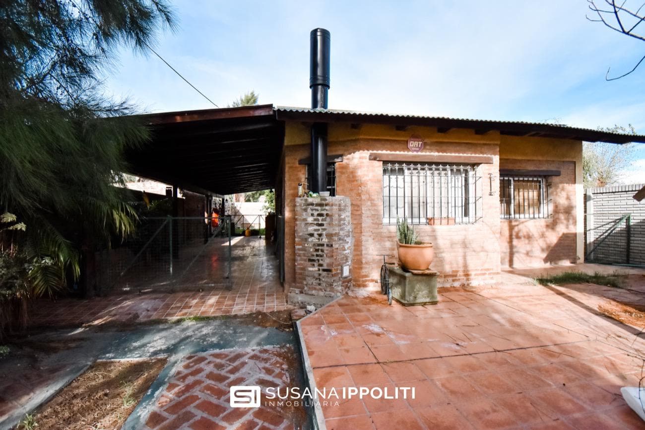 Casa en Venta de 2 dormitorios en barrio La Casona, Roldán
