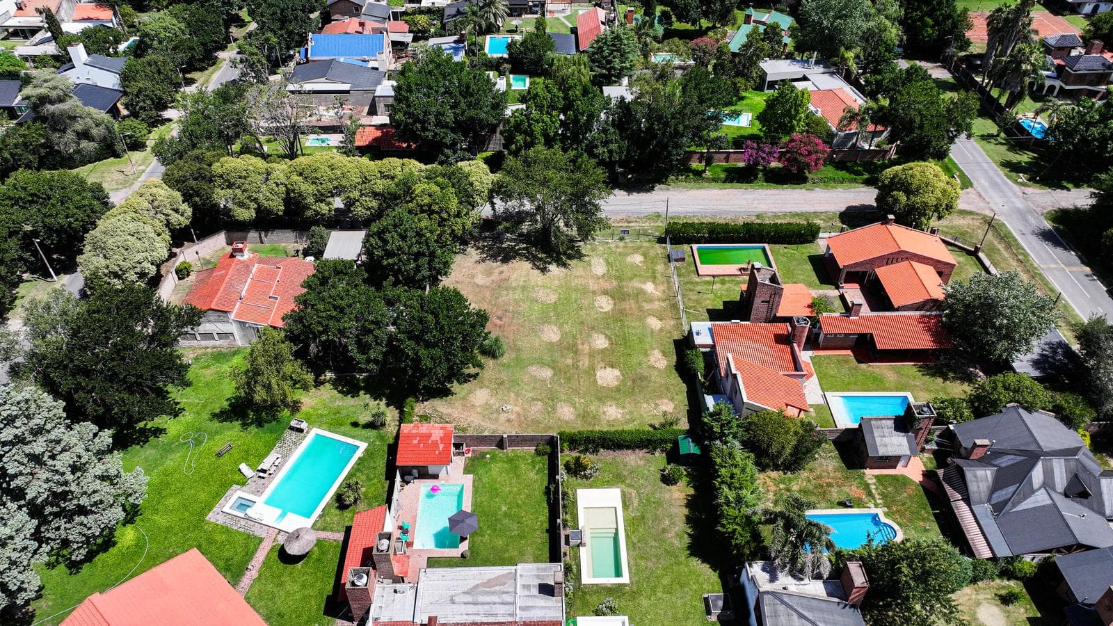 Terreno en venta 525m2 en barrio Los Troncos , Funes