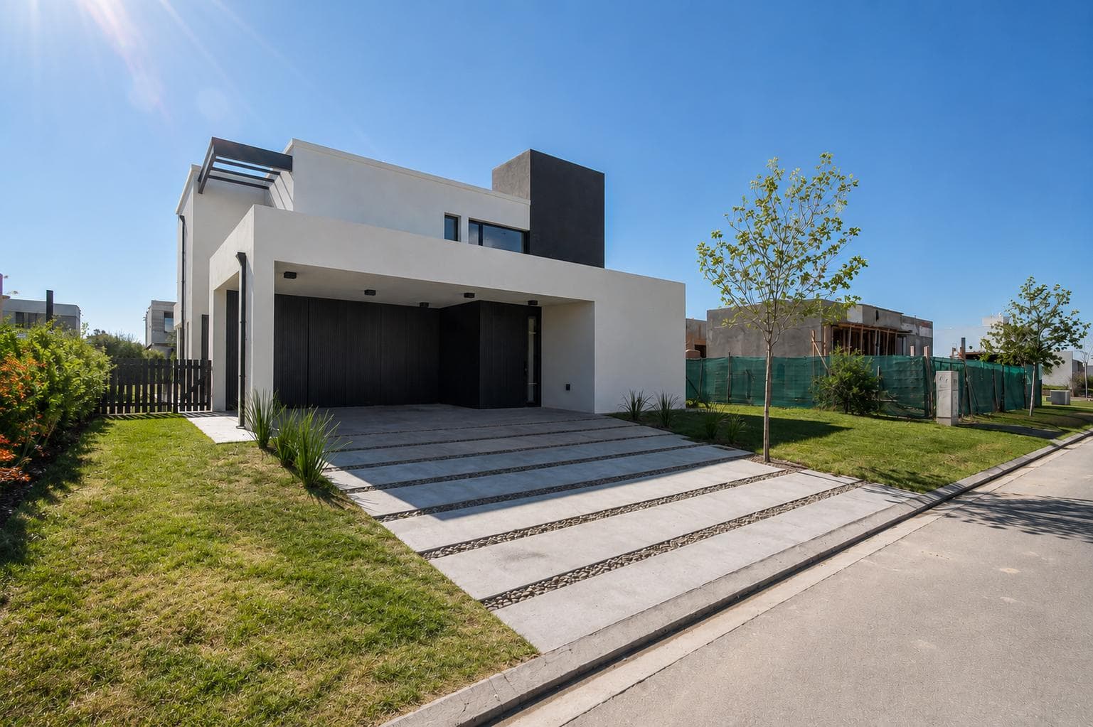 Casa en venta de 3 dormitorios con pileta en Vida Barrio Cerrado, Funes