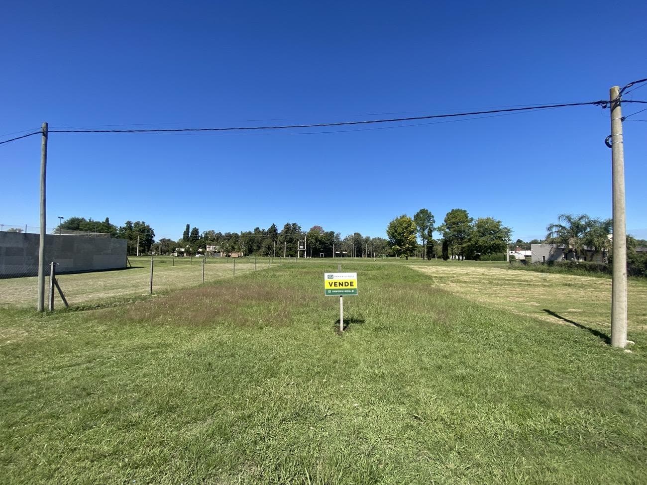 Terreno en venta en barrio San Andrés, Roldán