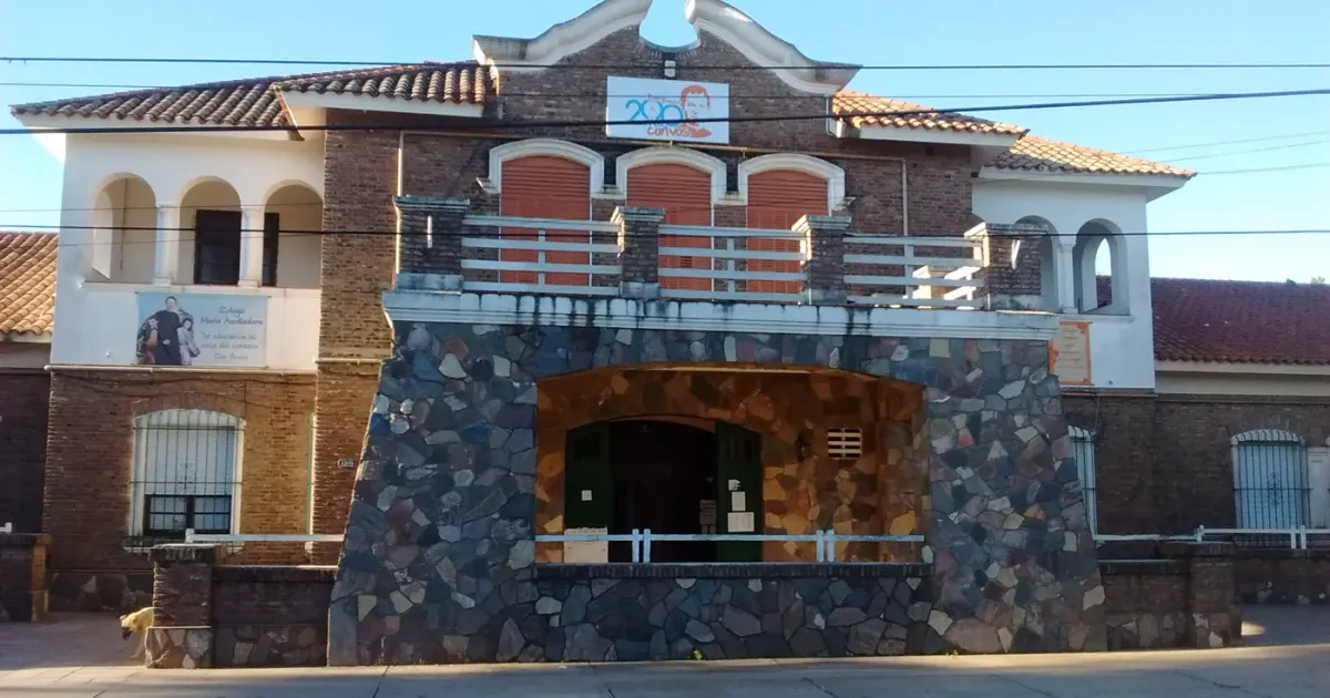 Colegios en Funes y Roldán: escuelas, obras nuevas y vacantes para familias