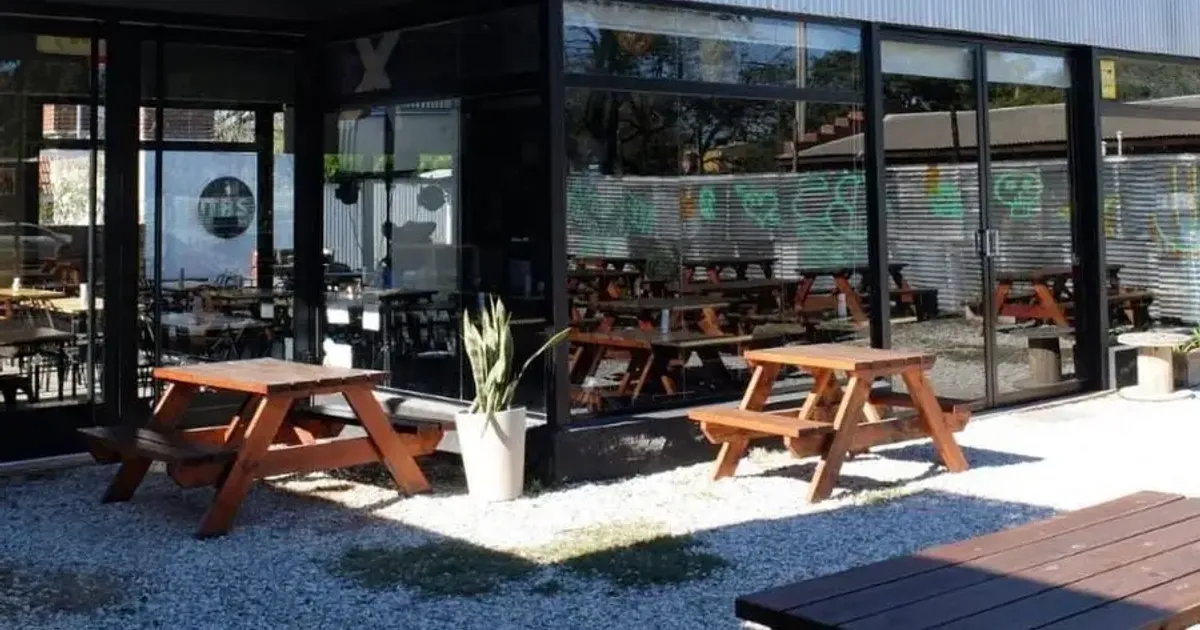 Dónde comer y salir en Roldán: cervecerías, parrillas de ruta y lo que abrió este año
